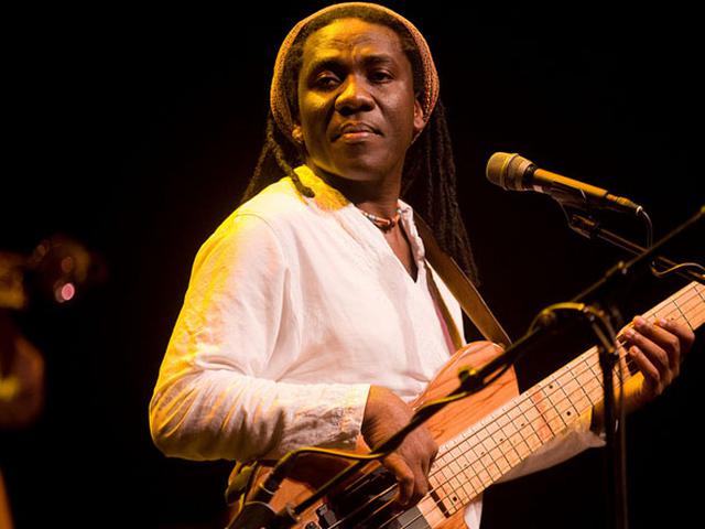 Richard Bona Harus Ada Timbal Balik Antara Pemusik Dan Penonton Showbiz Liputan6 Com