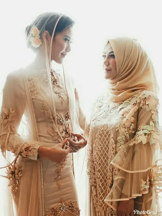 Syahnaz Sadiqah dan Jeje Govinda akan menikah pada 21 April 2018 mendatang. Menuju hari bahagia, pastinya berbagai persiapan telah mereka lakukan.  (Instagram)