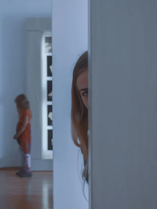 4. Terlalu Mengatur Kegiatan Anak secara Detail