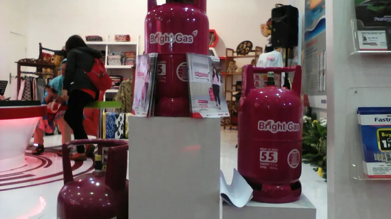 Tabung Bright Gas Warna Pink Fuschia