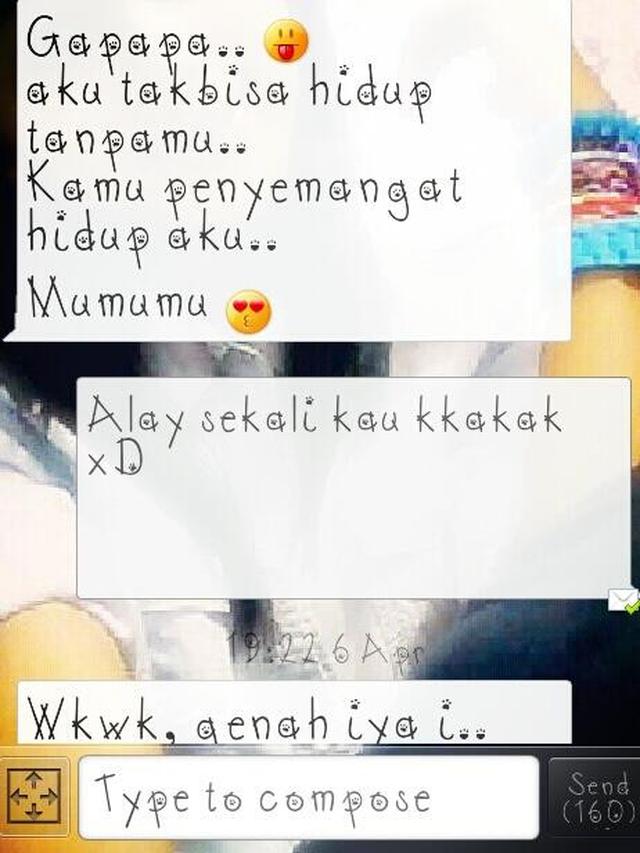 9 SMS Alay Nyatakan Cinta Ini Bikin Nostalgia, Bikin Senyum