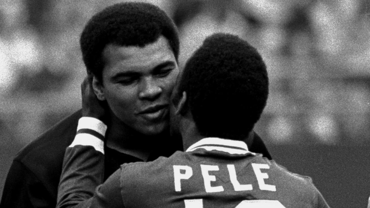 Mengenang Kisah Pertemanan Pele dan Muhammad Ali yang Penuh Guyonan