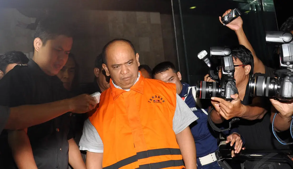 Gulat Manurung ditangkap KPK karena diduga memberi suap sebesar Rp 2 miliar kepada Gubernur Riau Annas Maamun terkait proses alih fungsi hutan di Provinsi Riau, Jakarta, (26/9/14). (Liputan6.com/Miftahul Hayat) 
