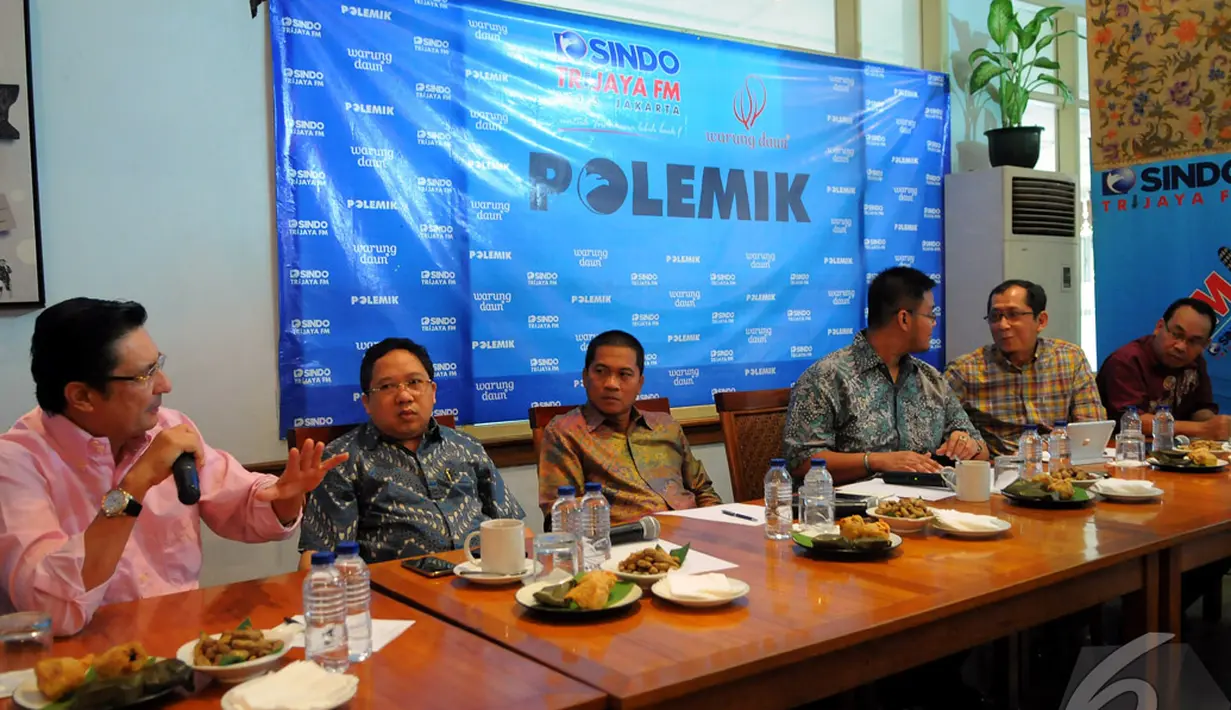 Diskusi mingguan yang membahas mengenai perkembangan Parlemen dan proses pelantikan Joko Widodo-Jusuf Kalla sebagai presiden dan wakil presiden  (Liputan6.com/Faisal R Syam)