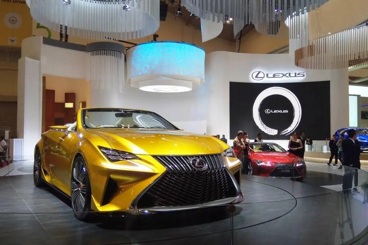 Lexus LF-C2