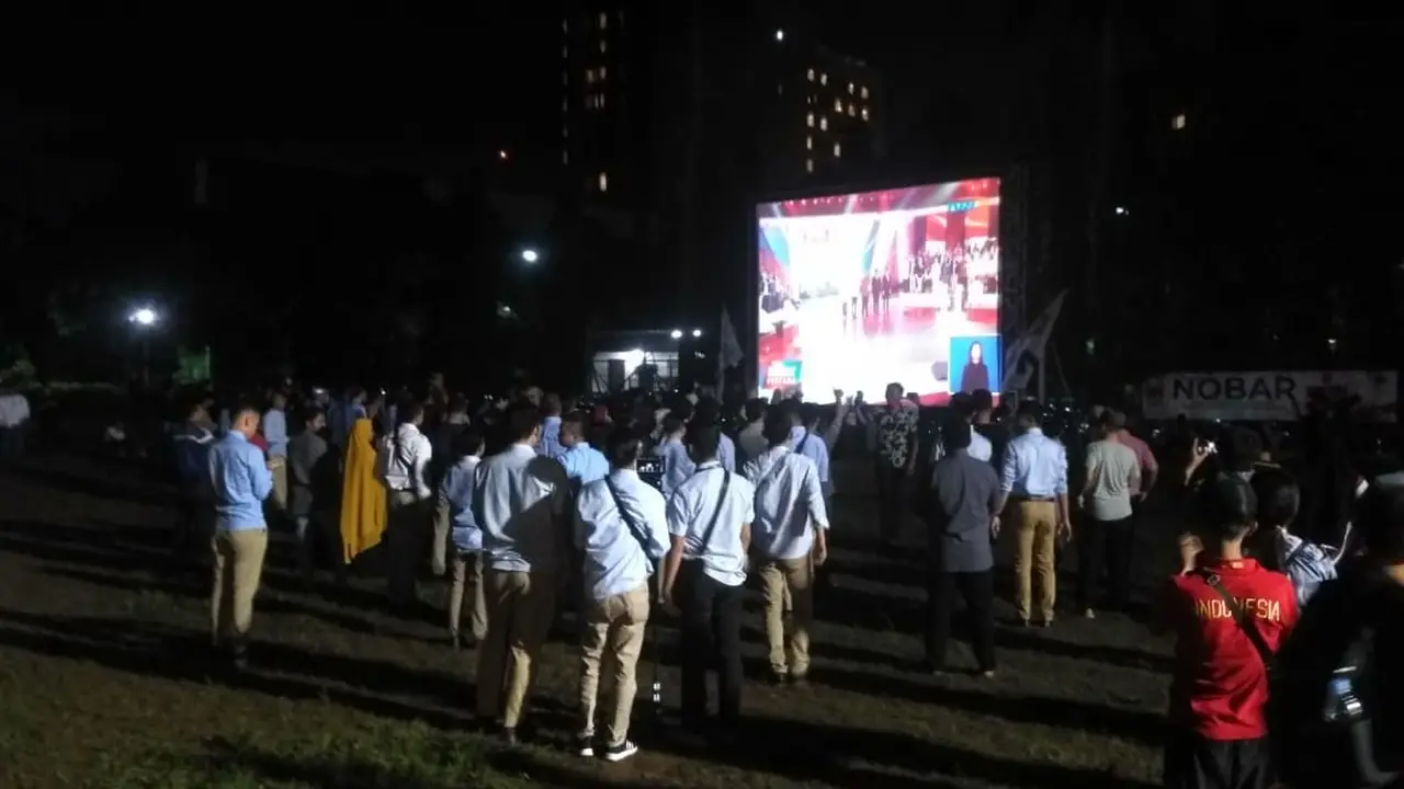 Nobar debat capres dan cawapres