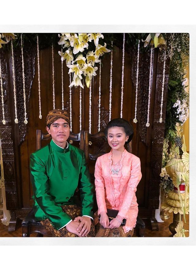 Wisuda Bareng, Ini 6 Momen Manis Kaesang dan Kekasih