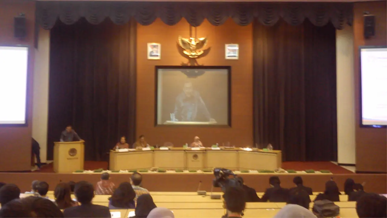 131123ugm.jpg