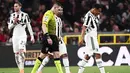 <p>Kekalahan ini membuat Juventus gagal menggeser Napoli di klasemen. Dengan sisa dua laga musim ini, Juve tertahan di peringkat keempat dengan koleksi 69 poin. (AFP/Marco Bertorello)</p>