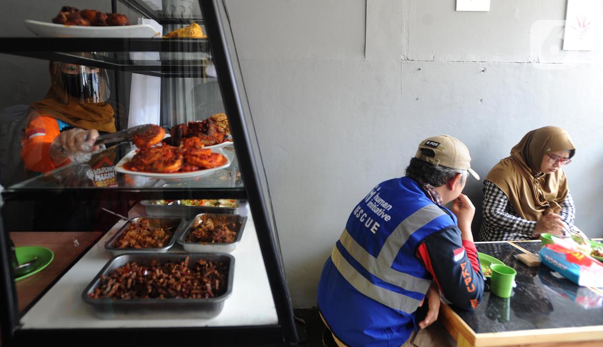 FOTO Ada Warung  Makan Rakyat  di Depok Gratis dan Buka 24 