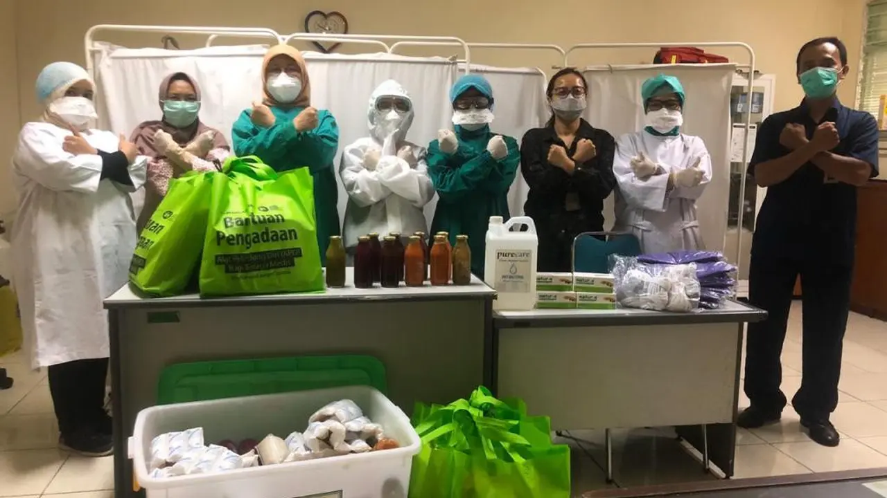 Bantuan untuk Ojek Online Tingkatkan Penghasilan dan Botol Jus Bagi Tenaga Medis