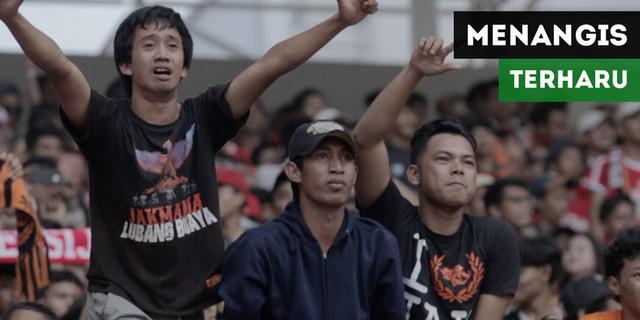 VIDEO: Jakmania Menangis Terharu Persija Akhirnya Menang atas Sriwijaya FC