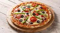 Resep Pizza Rumahan dengan Oven, Lengkap dengan Pilihan Topping Favoritmu