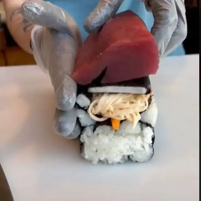 Warganet Bagikan Cara Bikin Sushi Sinterklas Spesial Natal