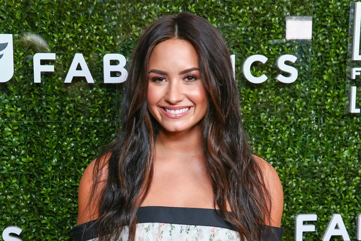 [Bintang] Demi Lovato