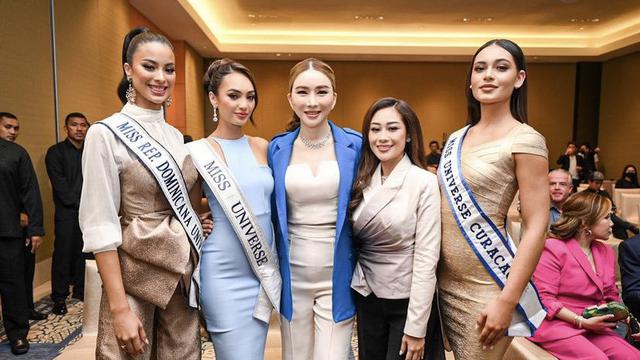 Anne Jakrajutatip, (@annejkn.official)