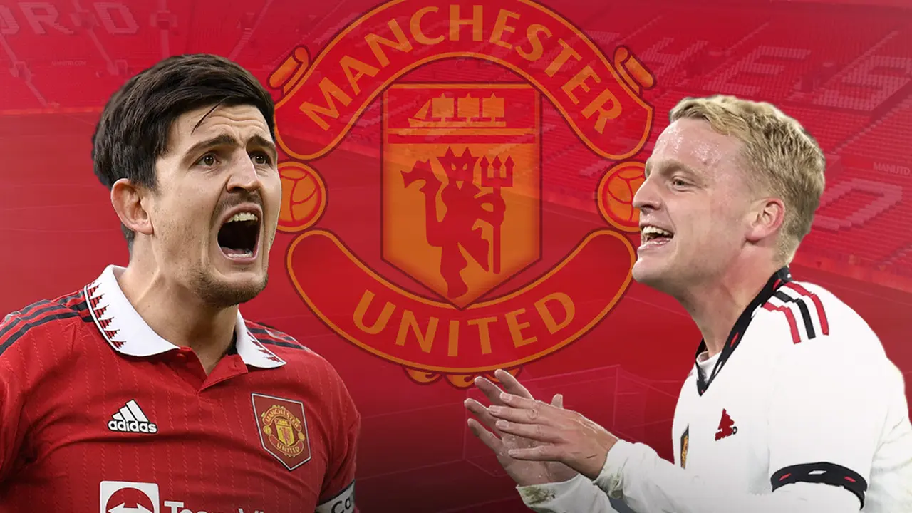 Manchester United - Harry Maguire dan Donny van de Beek