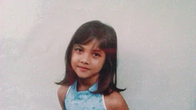 Blasteran Italia, Ini 6 Potret Masa Kecil Angela Gilsha yang Menggemaskan