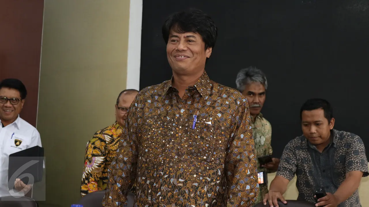 Elia Massa Manik