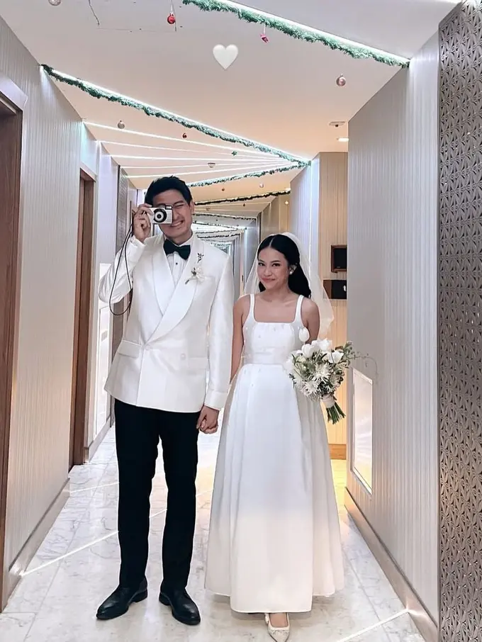 6 Potret Tampilan Hanggini dengan Gaun Internasional dan Makeup Flawless di Momen Resepsi Pernikahan