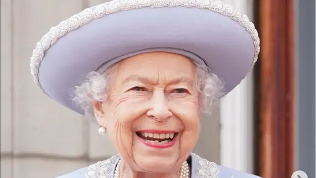 Ratu Elizabeth II di acara Platinum Jubilee.