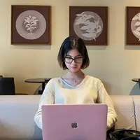 Kyra Wahab diterima di sebuah universitas di Korea Selatan. Ia sudah berada di Korea sejak September lalu. [Foto: instagram/kyrawahab]