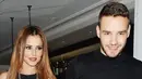 Cheryl dan Liam Payne, baru saja dikaruniai seorang anak laki-laki beberapa minggu lalu. Namun sejak itu keduanya belum juga memberikan nama untuk bayi laki-laki, buah cinta mereka. (doc.aceshowbiz.com)