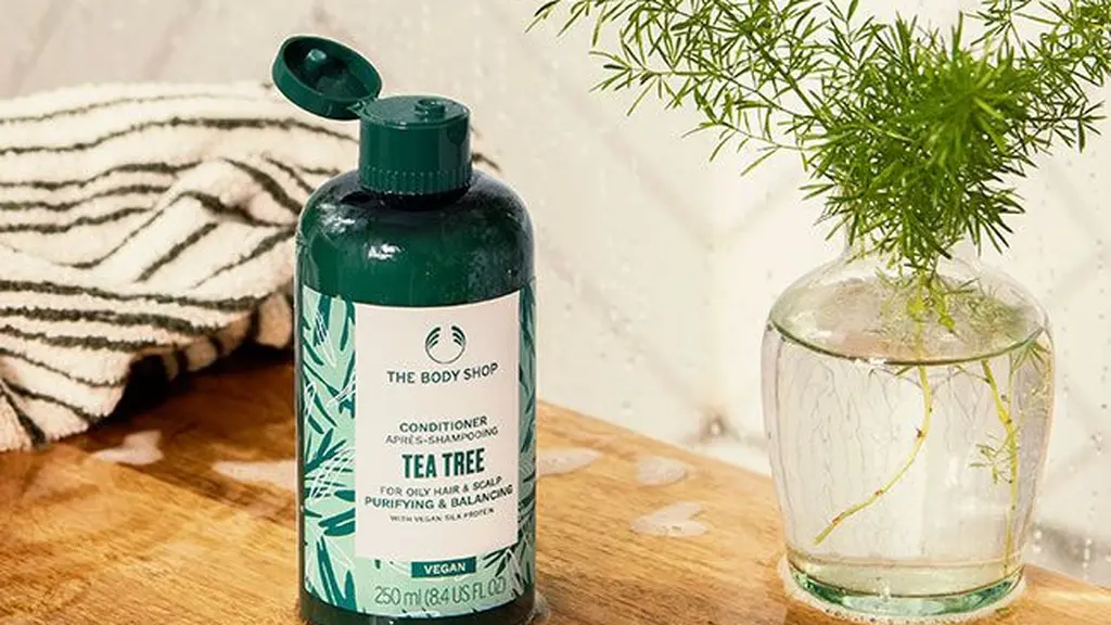 Conditioner dengan kandungan utama tea tree.