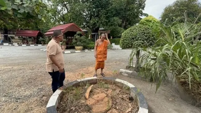Penemuan Patung Buddha Zamrud dalam Pohon Mangga