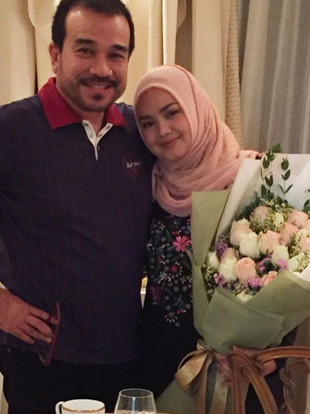 Kita doakan semoga Siti segera pulih dan sehat kembali, ya./Copyright instagram.com/ctdk
