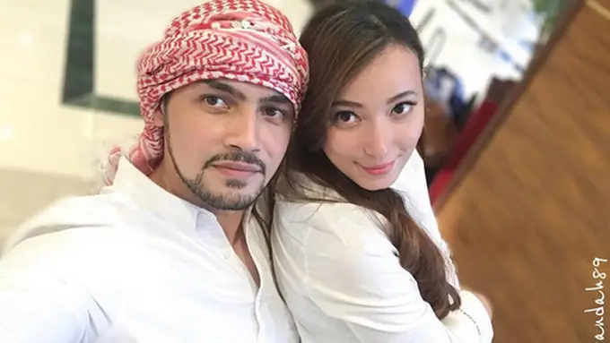 [Bintang] Asmirandah dan Jonas Rivanno