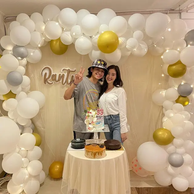 Momen Perayaan Ultah Ranty Maria Ke-22, Bagi-Bagi Makanan ke Jalan. (Sumber: instagram/rantymaria)
