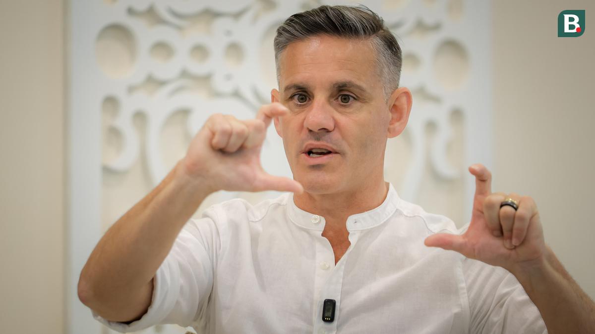 John Herdman Larang Timnas Indonesia Gentar Lawan Jepang - Qatar di Piala Asia 2027: Ubah Tekanan Jadi Peluang dan Tantangan, Bukan Ancaman