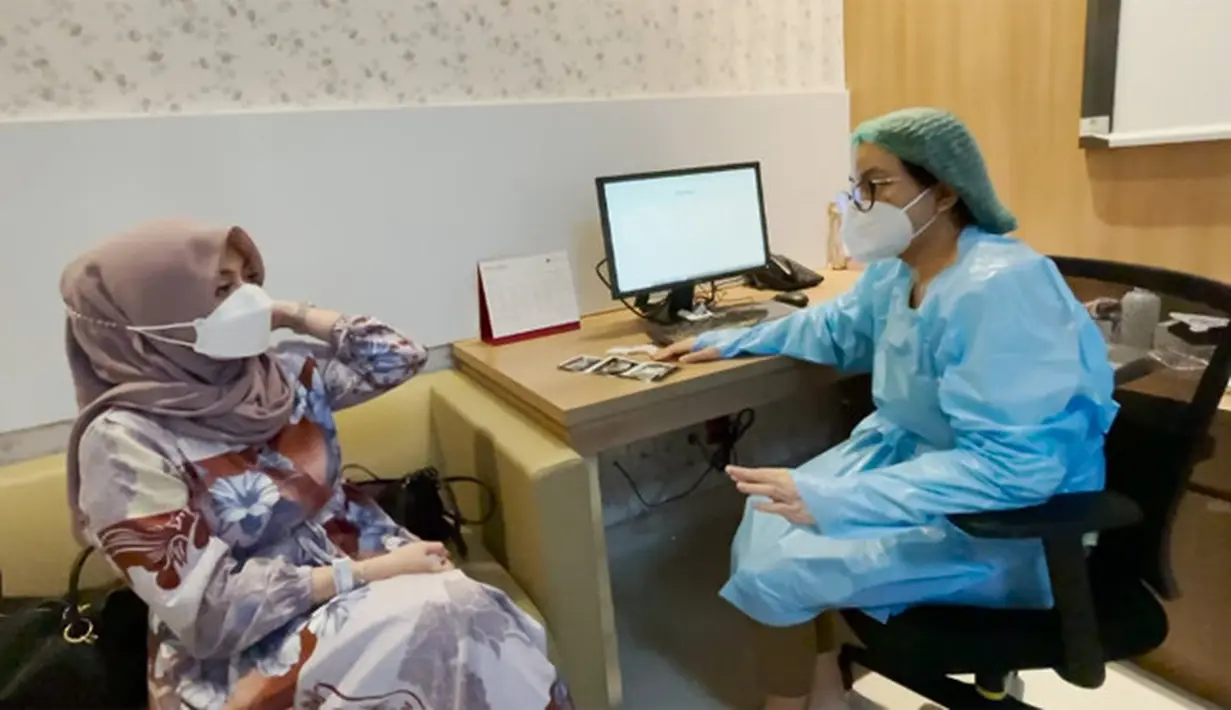 Nathalie Holscher (Youtube/Sunah Official)