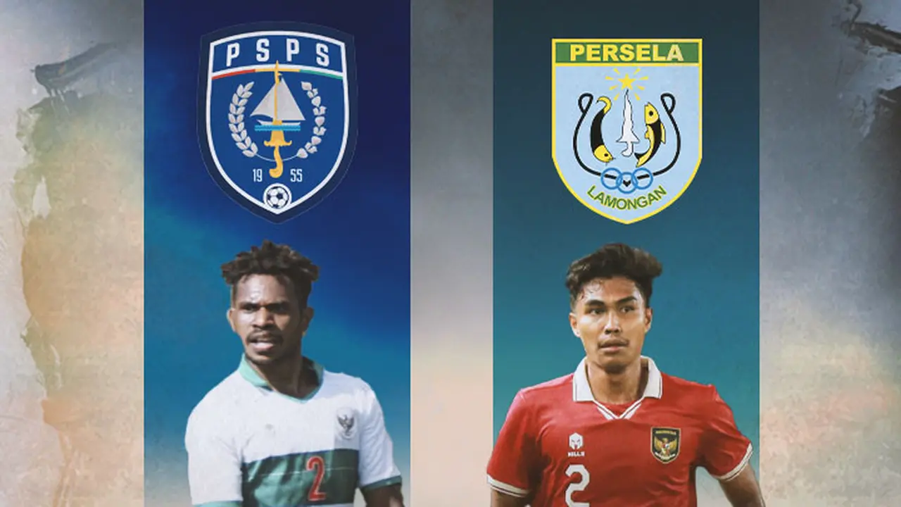 Ilustrasi - Barnabas Sobor (PSPS Riau) dan Ahmad Rusadi (Persela Lamongan)