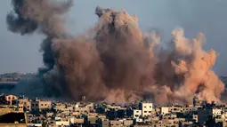 Israel terus melancarkan serangan udaranya ke sejumlah wilayah di Jalur Gaza. (Bashar TALEB/AFP)