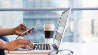 Ilustrasi Penggunaan Laptop Credit: pexels.com/Christian