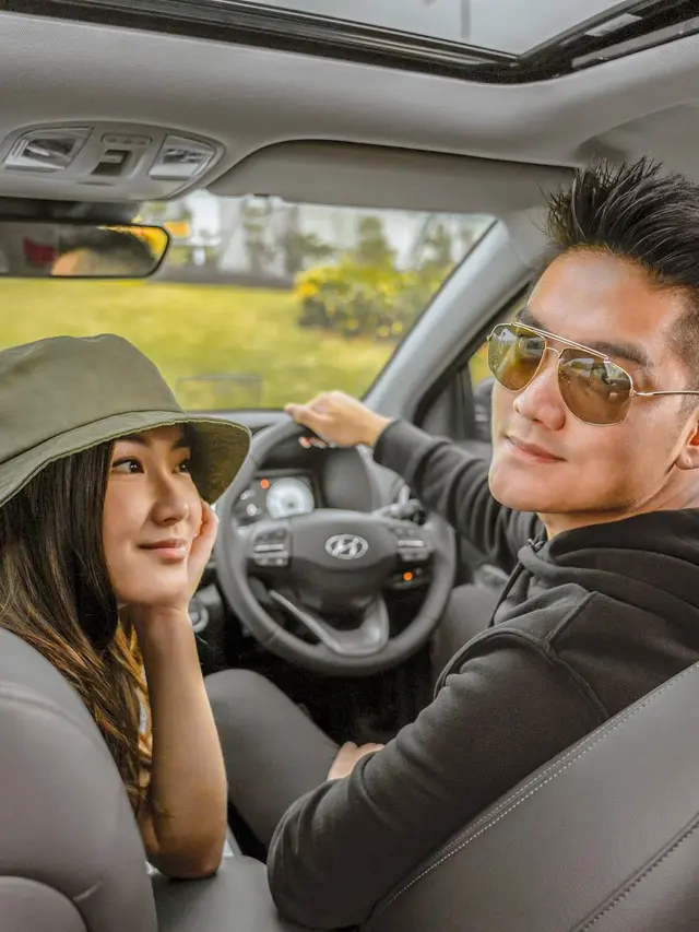 Segera Menikah, Ini 6 Potret Mesra Boy William dan Karen Vendela. (Sumber: Instagram/karbearv)