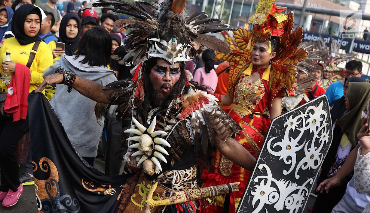 FOTO Pawai Budaya Kalimantan  Selatan Meriahkan Car Free 