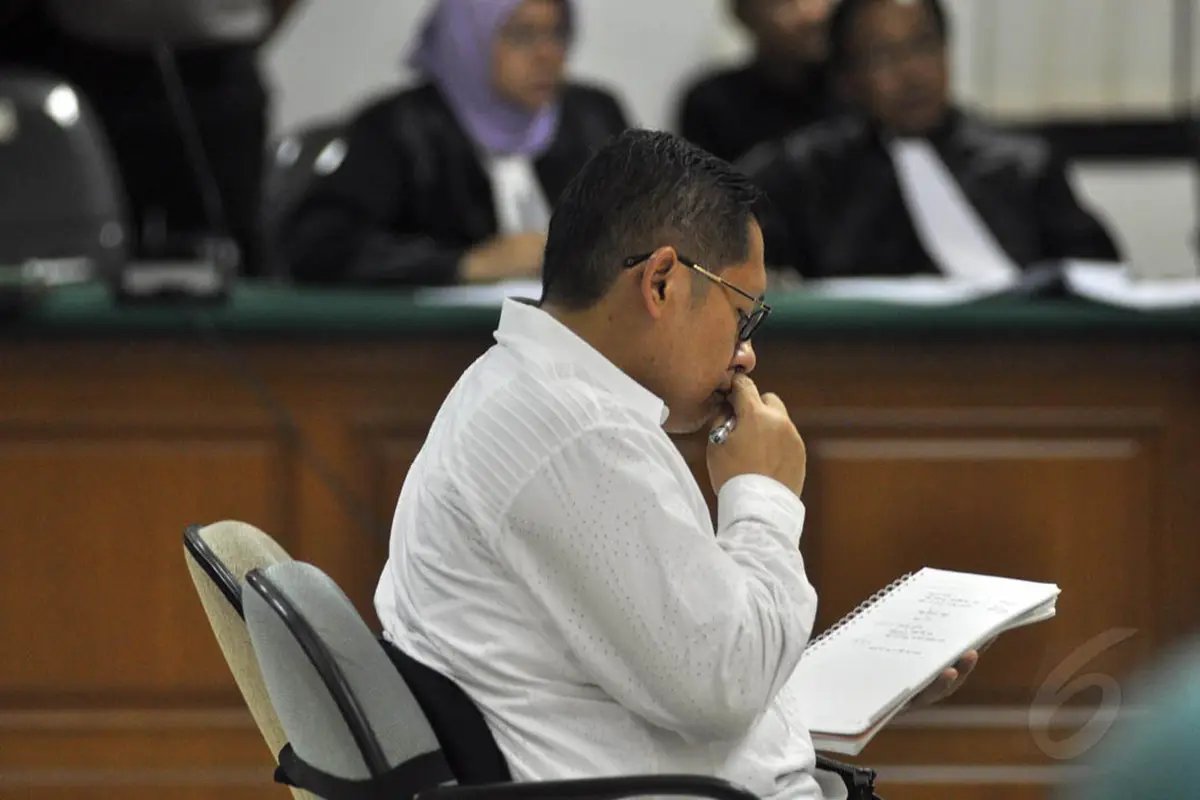 Ekspresi Sedih Anas Divonis 8 Tahun Penjara