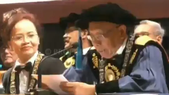 wisuda