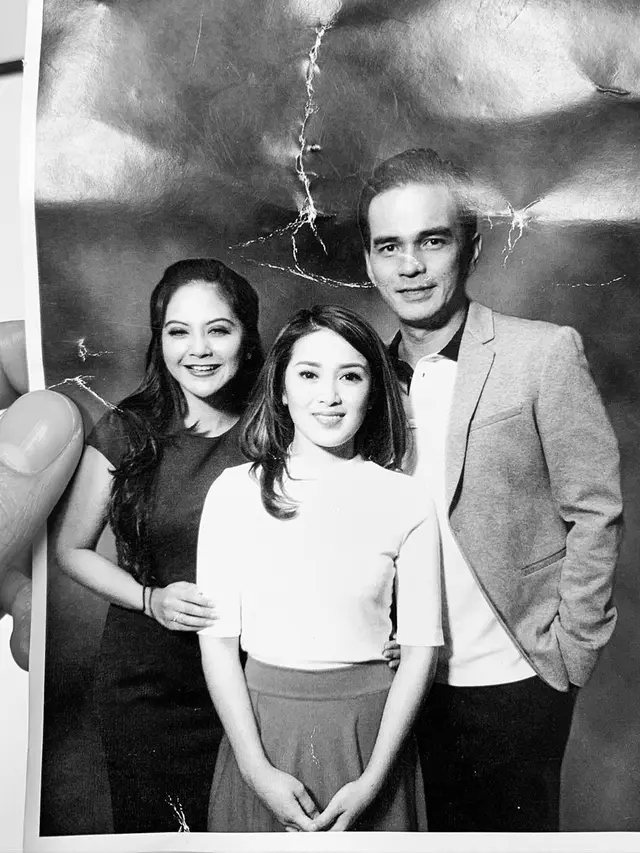 Jadi Ibu dan Anak di Sinetron, Ini 7 Potret Kompak Tiwi Eks T2 dan Rosiana Dewi