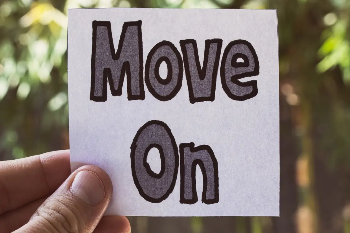Ilustrasi move on