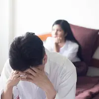 Ilustrasi pasangan sedih/copyrightshutterstock/US 2015