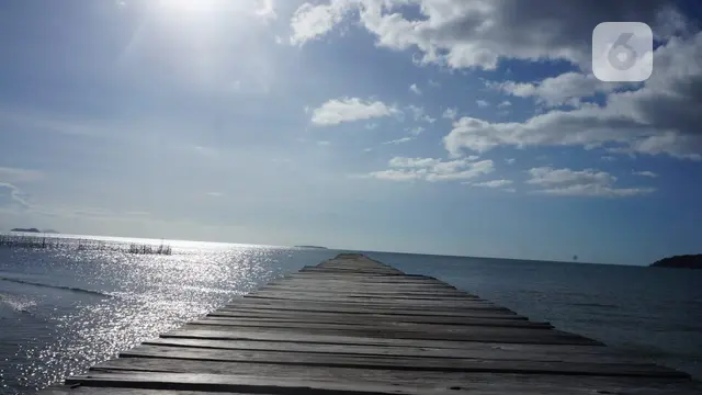 pantai logpon