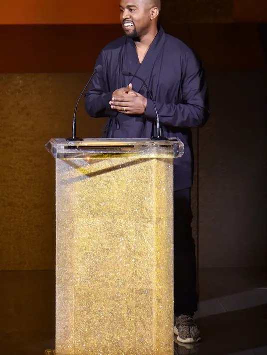 Lewat bermusik, nampaknya Kanye menolong dirinya sendiri untuk memulihkan kondisi kesehatannya saat ini. (AFP/Bintang.com)