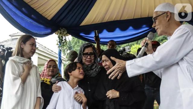 potret haru BCL dan Noah di pemakaman Ashraf