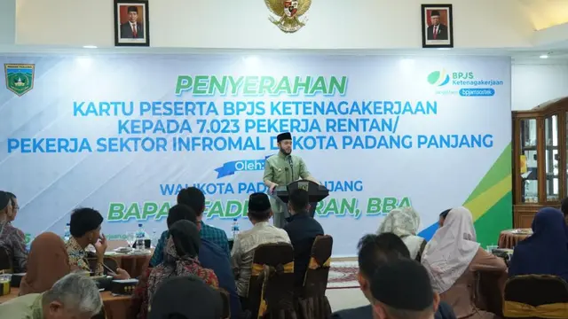 Wali Kota Padang Panjang.