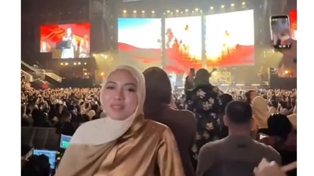 7 Artis Nonton Konser Nancy Ajram di Jakarta, Ayu Ting Ting Duet Bareng