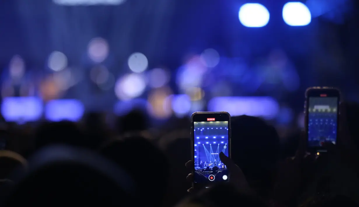 Tulus di KLBB 2024 [Daniel Rachmad/Fimela]